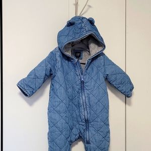 GAP onesie for exterior